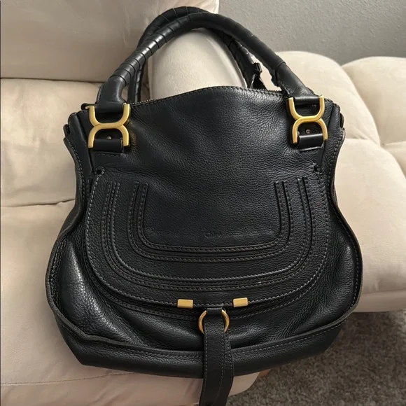 Chloe Black and Gold Shoulder Bag with Horseshoe Clasps - Picture 2 of 16